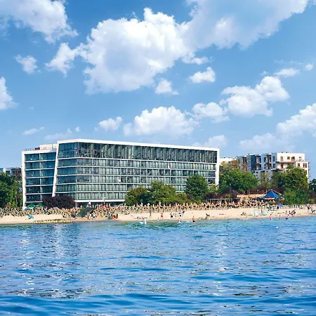 Marine Apartament Kolobrzeg Exterior photo